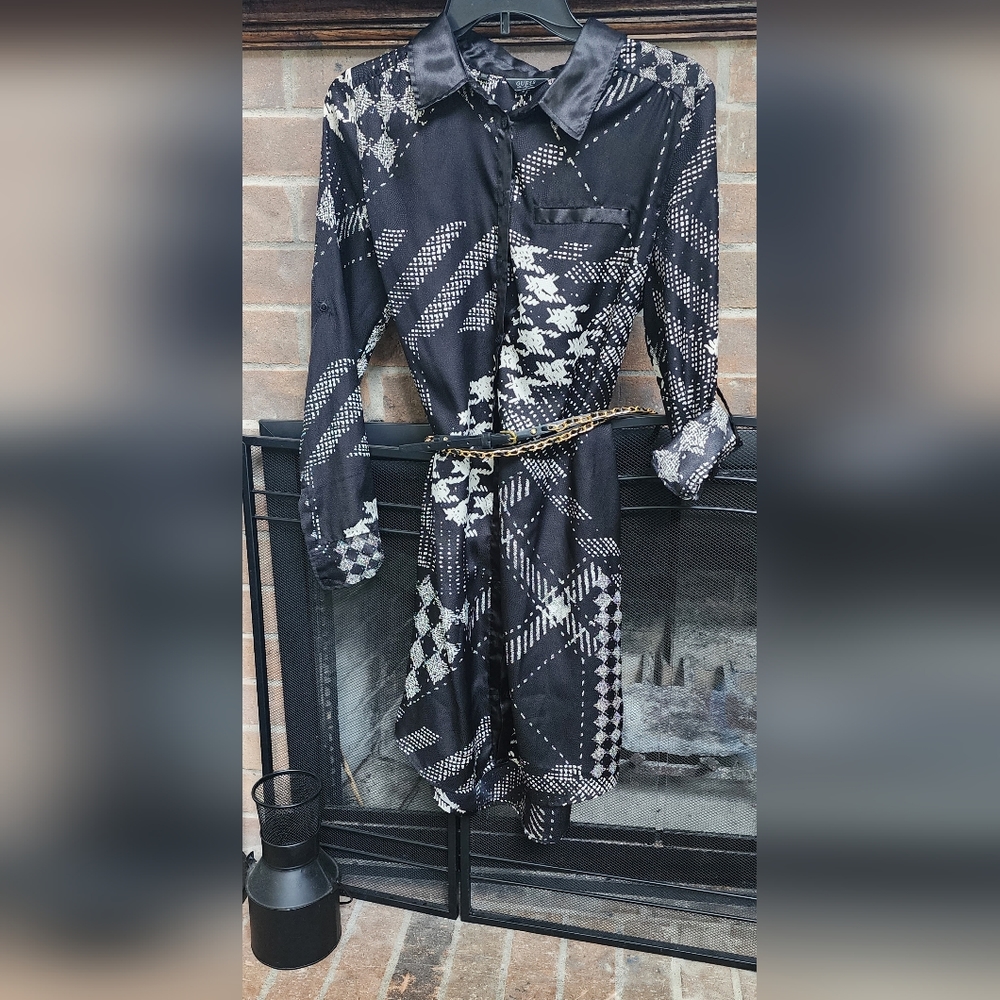 Guess Silky Geometric Belted Midi Shirt Dress Size S